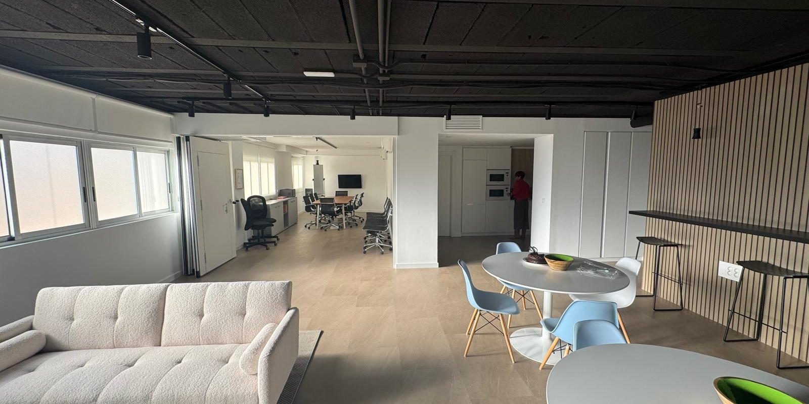 WhatsApp Image 2025-09-29 at 14.07.18 (2)